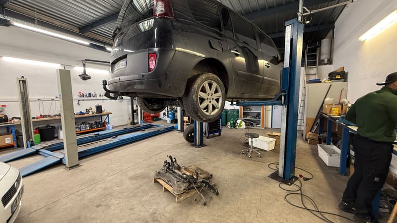 Réparation moteur sur un Renault Espace